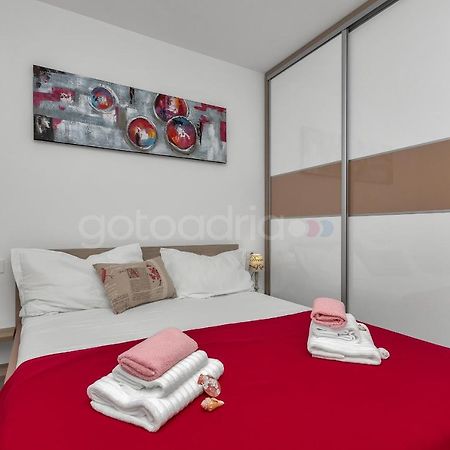 Luxury Apartment Poseidon - Free Beach Parking Makarska Exterior foto